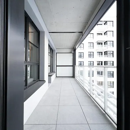 Z Dwiema Sypialniami + Parking *