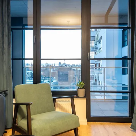 Z Dwiema Sypialniami + Parking Apartamento *