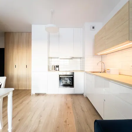 Z Dwiema Sypialniami + Parking Apartamento *